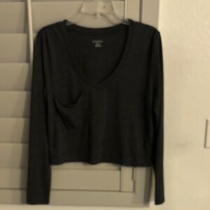 Z Supply Charcoal Cropped Long Sleeve V-Neck Top